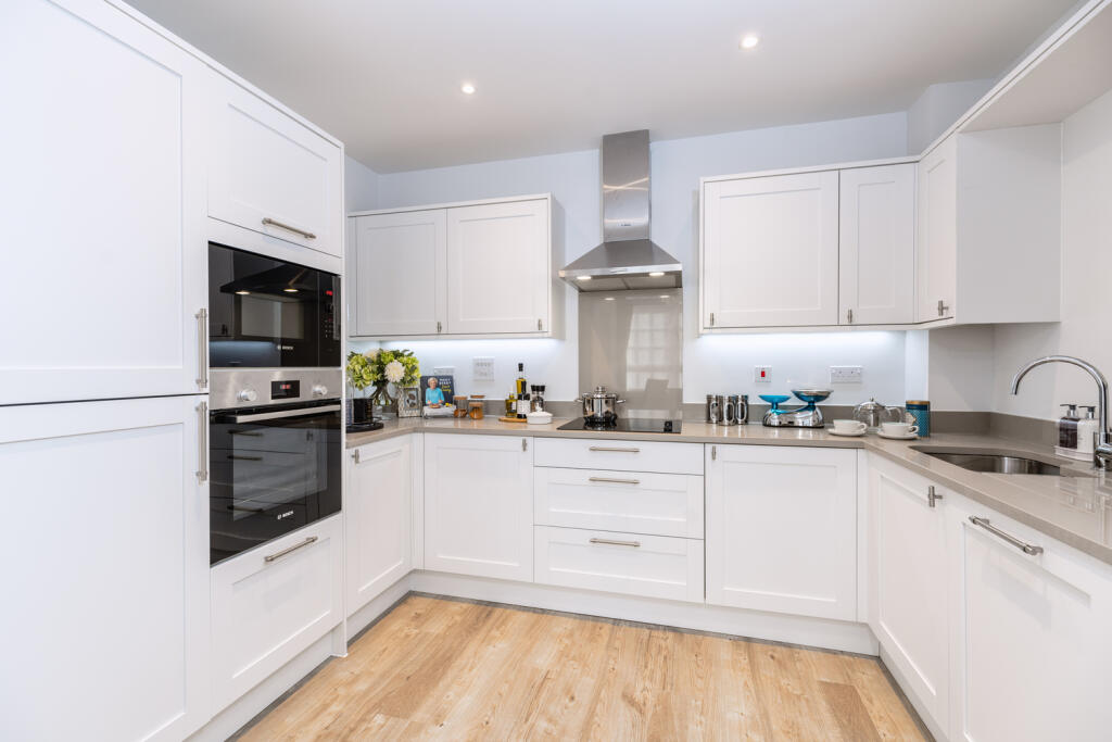 Main image of property: High Street,
Great Missenden,
HP16 0BB